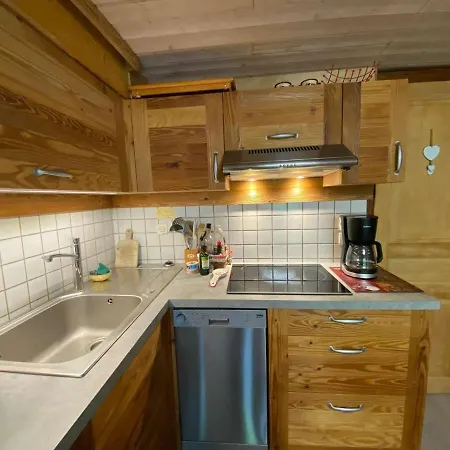 Cosy 6 Personnes Avec Grande Terrasse Et Parking, Pres Des Activites - Fr-1-241-181 Apartment *