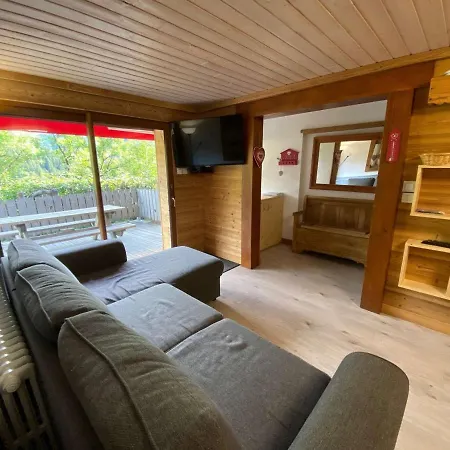 Apartment Cosy 6 Personnes Avec Grande Terrasse Et Parking, Pres Des Activites - Fr-1-241-181