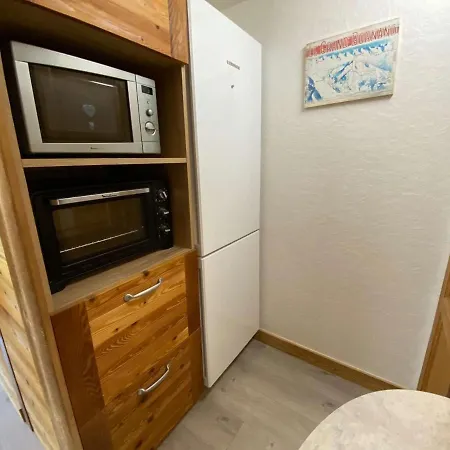 Cosy 6 Personnes Avec Grande Terrasse Et Parking, Pres Des Activites - Fr-1-241-181